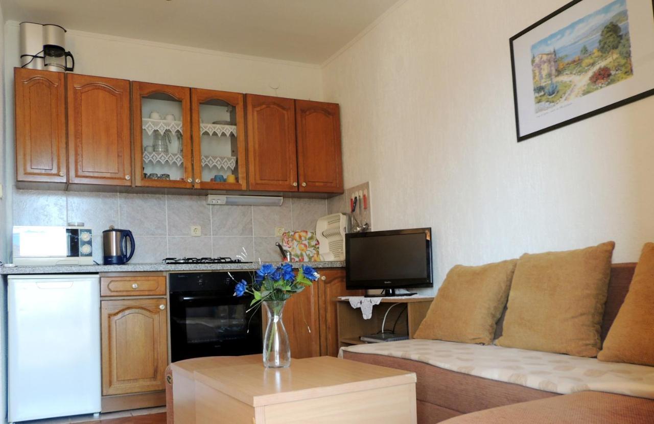 Apartman Husic Паг Екстер'єр фото