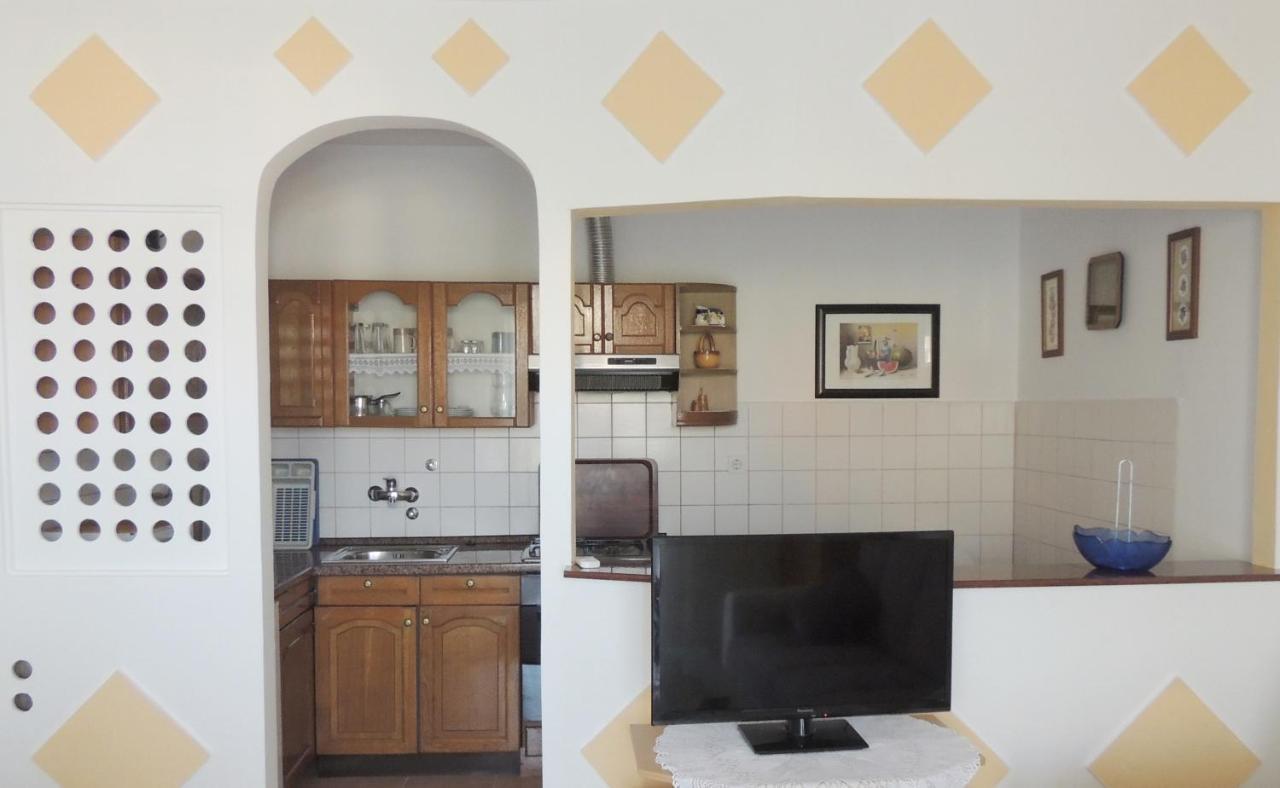 Apartman Husic Паг Екстер'єр фото