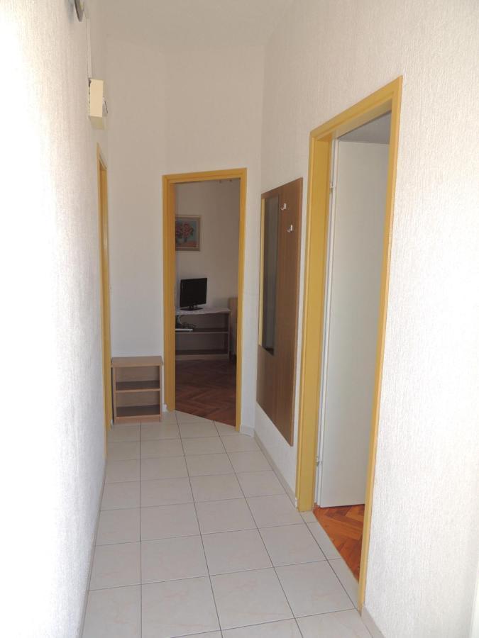 Apartman Husic Паг Екстер'єр фото