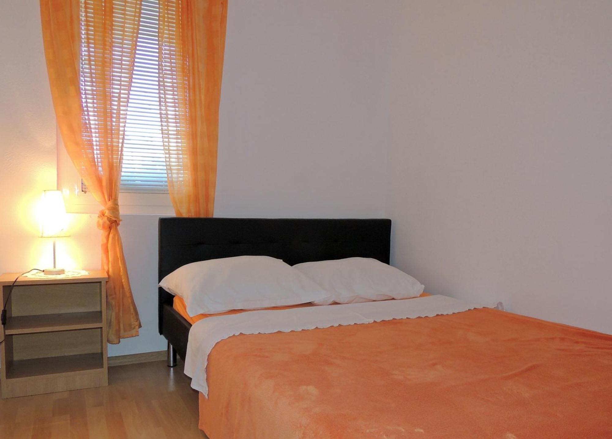 Apartman Husic Паг Номер фото
